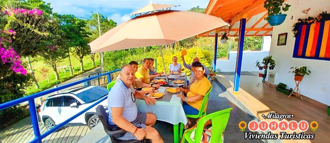 ᒍᑌᕼᗩᒪᑌ Hotel Jericoc  Exterior foto