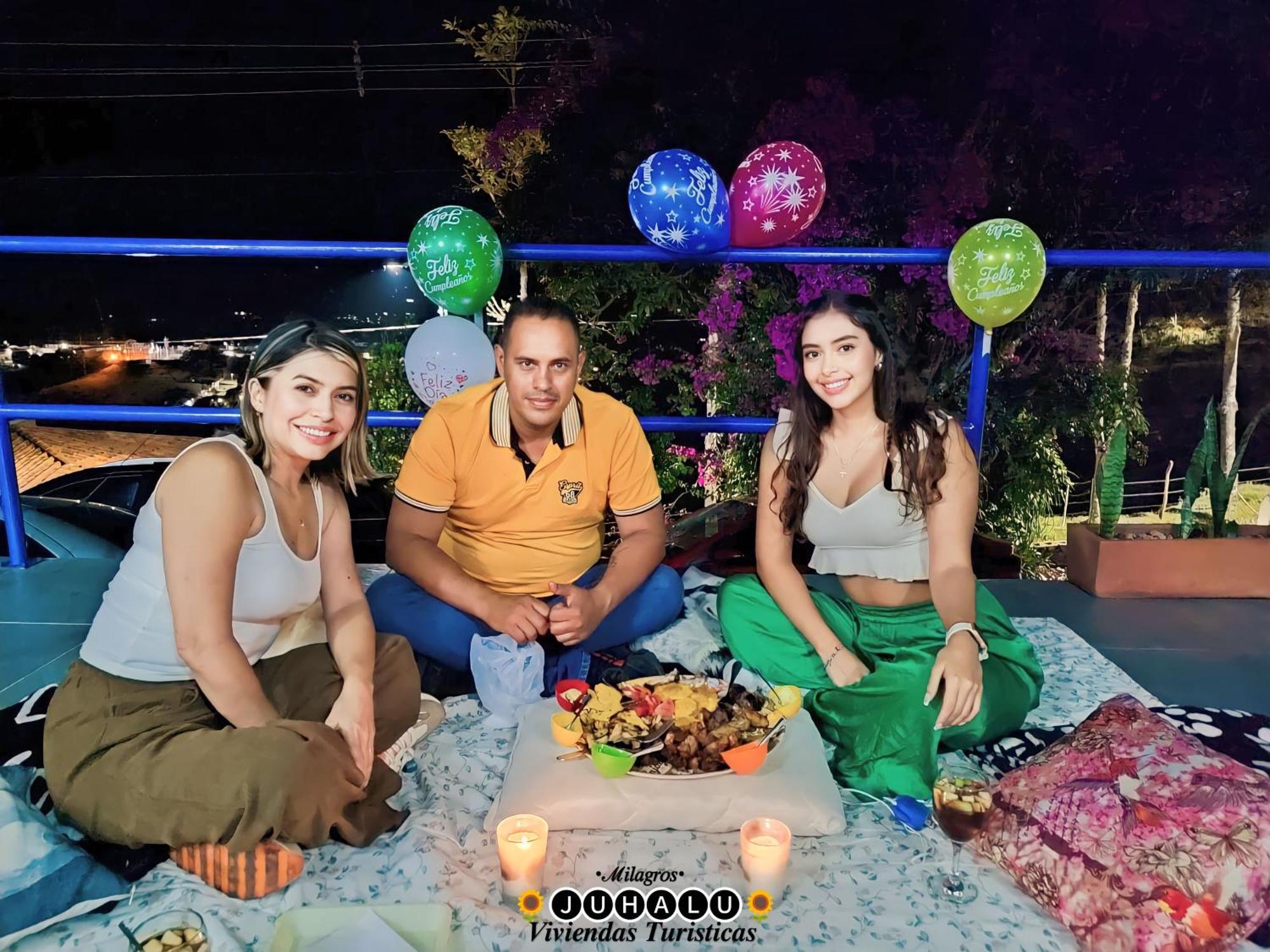 ᒍᑌᕼᗩᒪᑌ Hotel Jericoc  Exterior foto